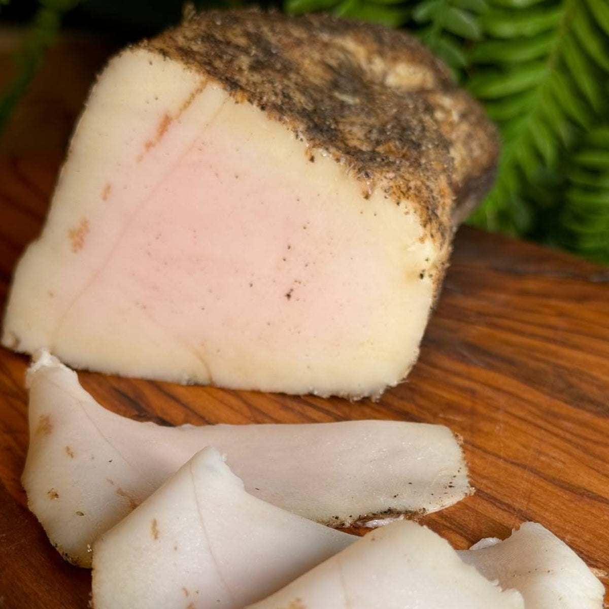 Lardo stagionato di Maiale Nero